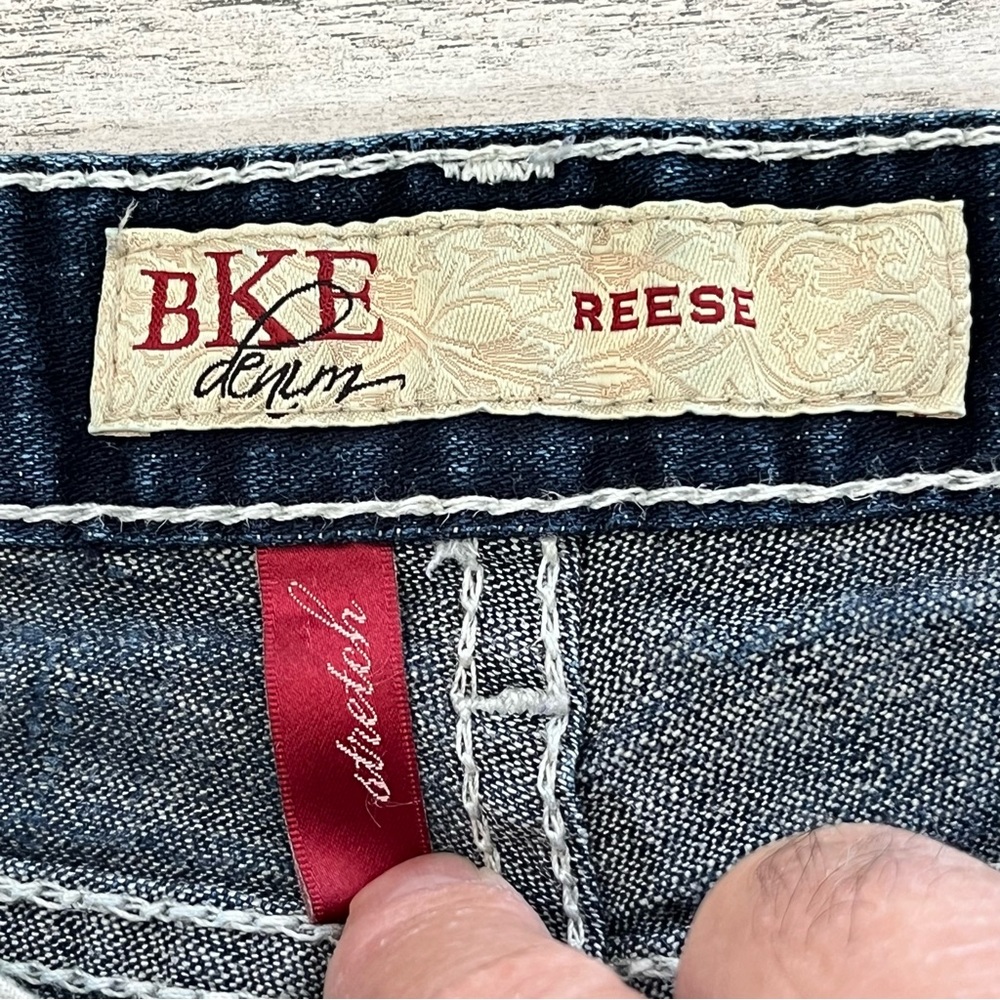 BKE Women’s Reese Capri Distressed Blue Denim Jeans Size 31X18 - Picture 5 of 11